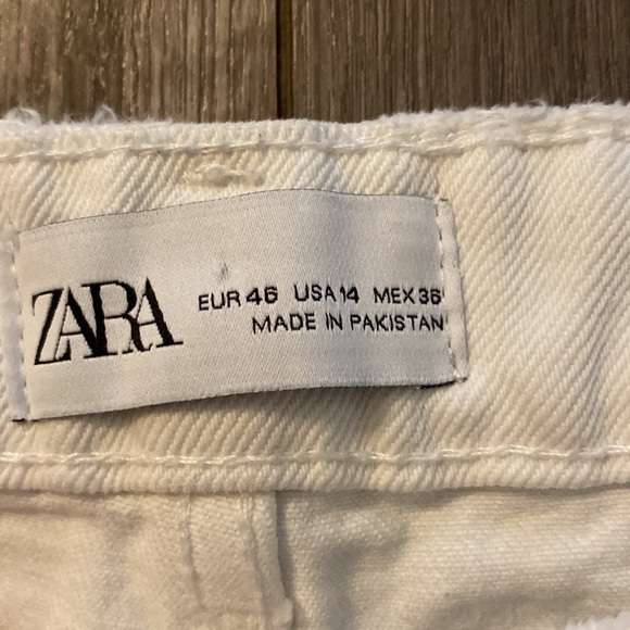 Zara white denim distressed shorts size 14 - Picture 5 of 6